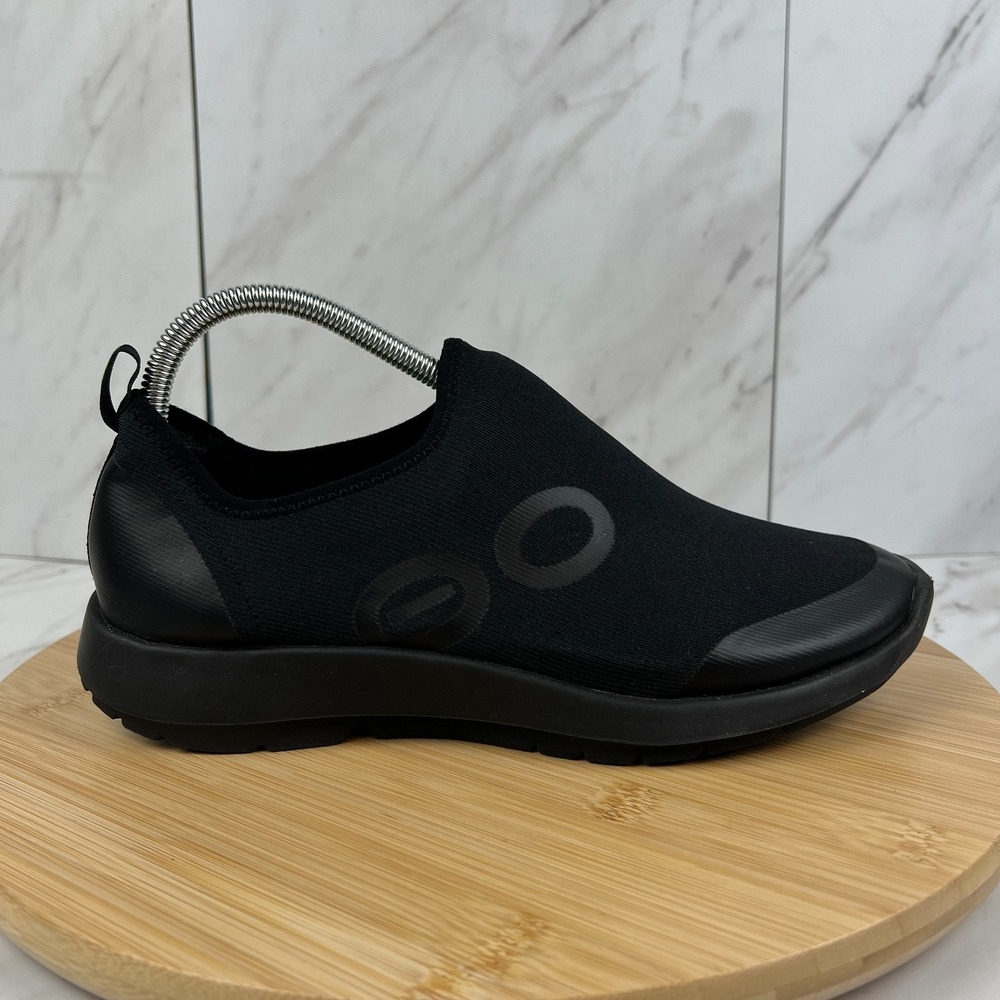 Oofos Oomg Sport Womens Size 10 Triple Black Recovery Slip On Shoes 12012022-77